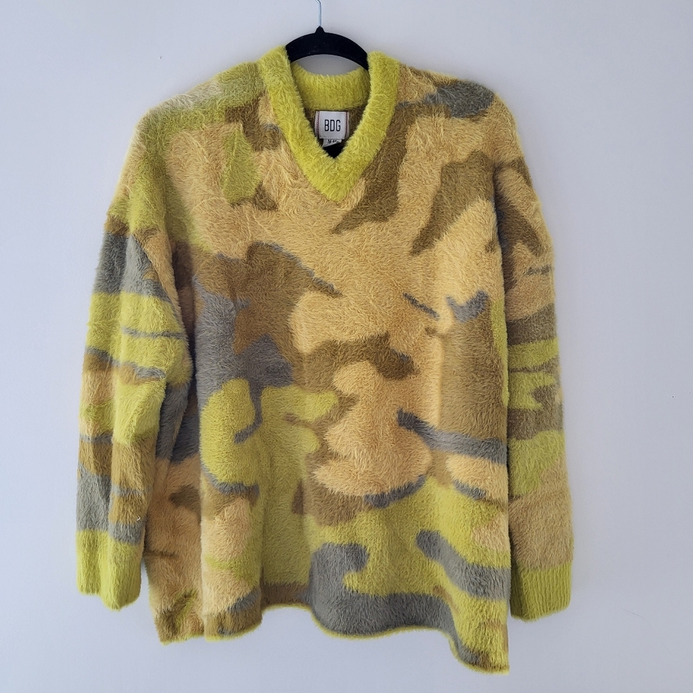UO BDG Asher Brushed Pullover Sweater - Picture 2 of 6